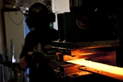 Hydraulic press in action